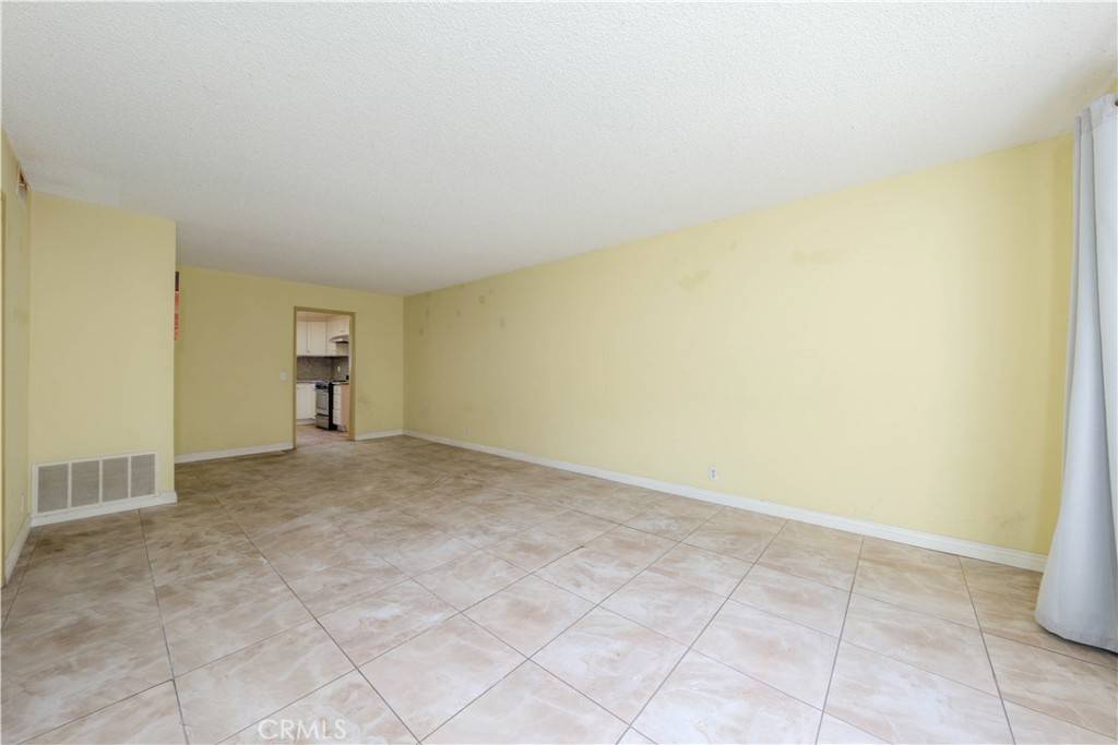 Westminster, CA 92683,14892 Valencia PLZ