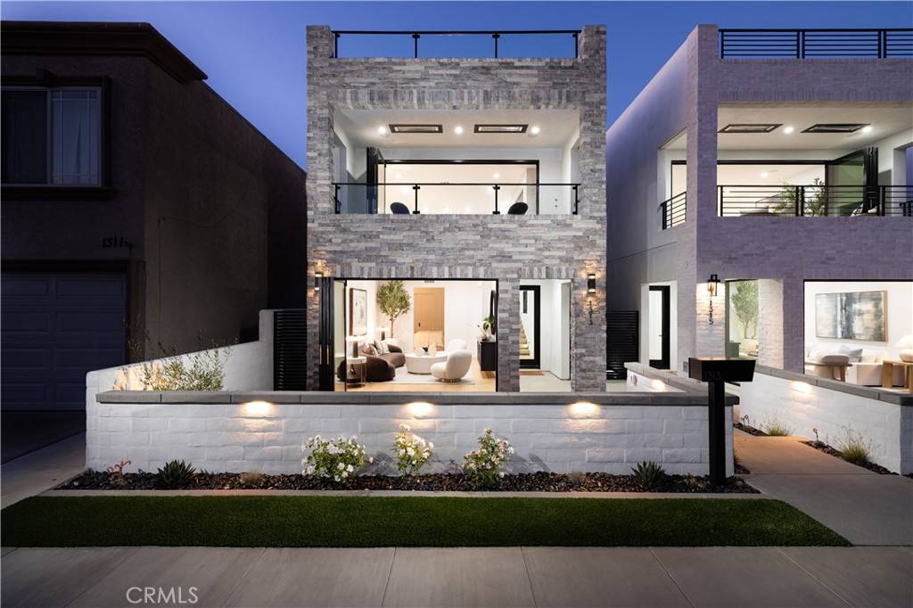 Seal Beach, CA 90740,1313 Ocean AVE