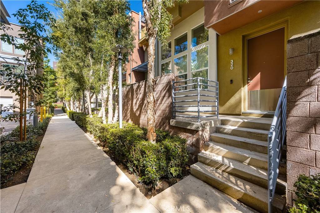 Santa Ana, CA 92705,320 E Jeanette Lane