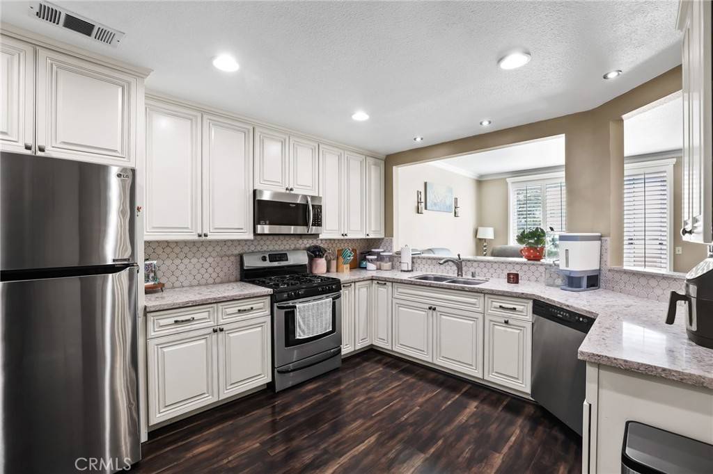 Corona, CA 92879,2225 Indigo Hills DR #3