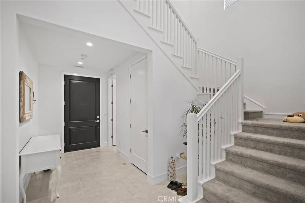 Irvine, CA 92618,112 San Benito