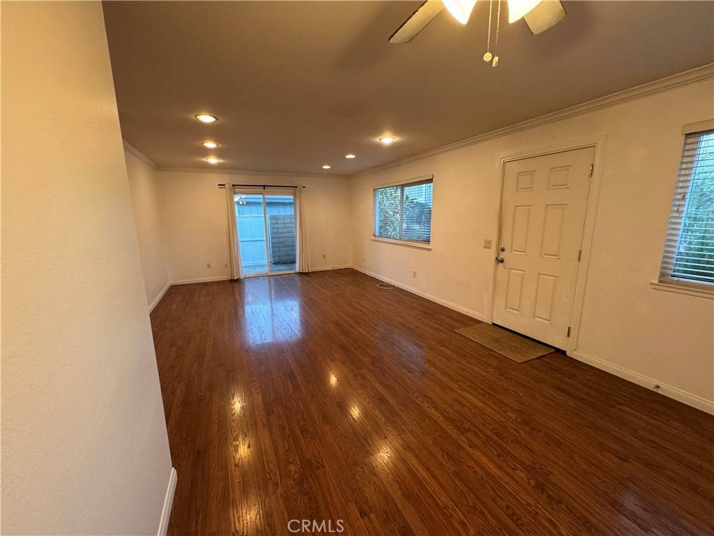 Huntington Beach, CA 92649,16392 De Anza