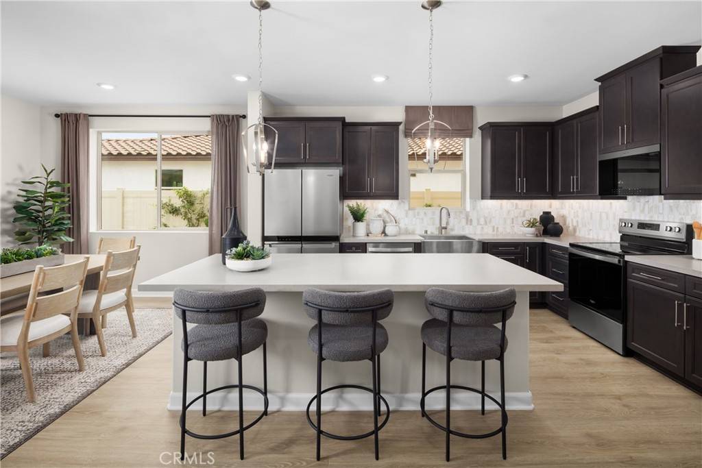 Escondido, CA 92026,2086 Woolem PL