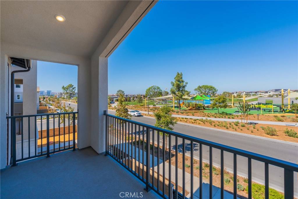 Irvine, CA 92618,504 Gadwall