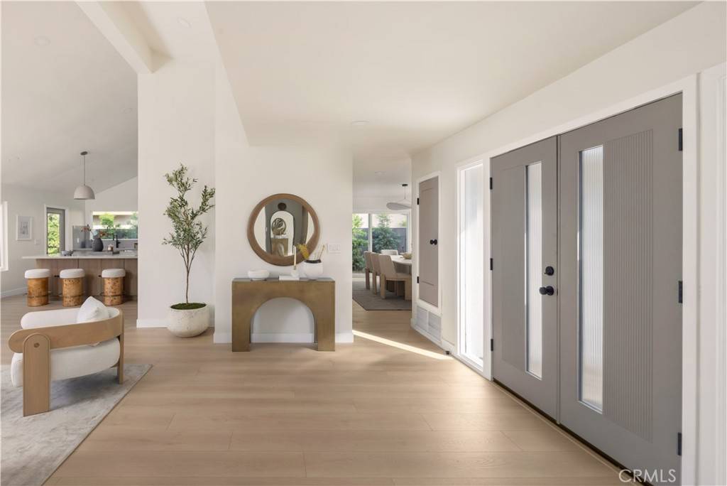 Tustin, CA 92780,17841 Lucero