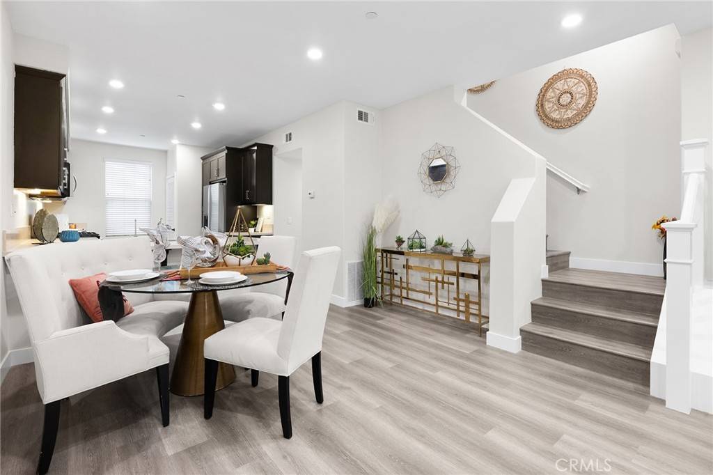 Irvine, CA 92618,67 Plateau