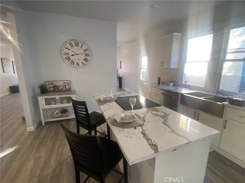 Oakland, CA 94611,3520 Harrison ST