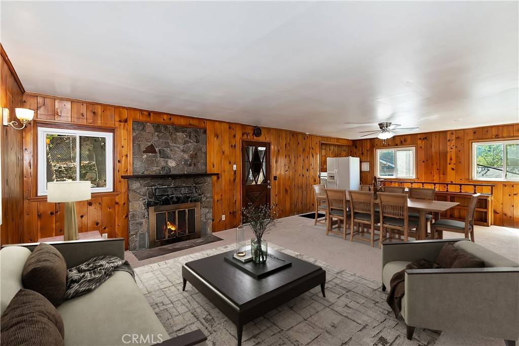 Crestline, CA 92325,912 Berne