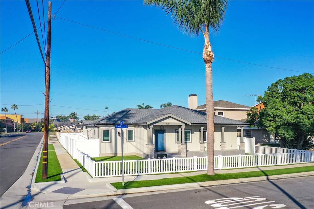 Huntington Beach, CA 92648,1701 Park