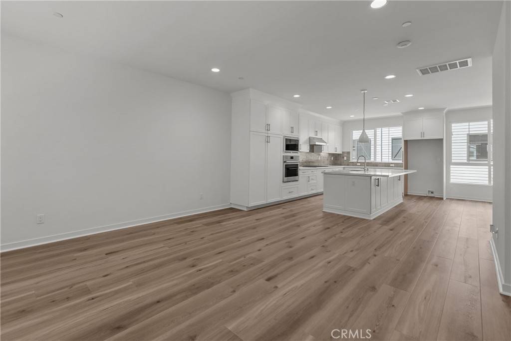 Carlsbad, CA 92008,2524 Elderberry LN