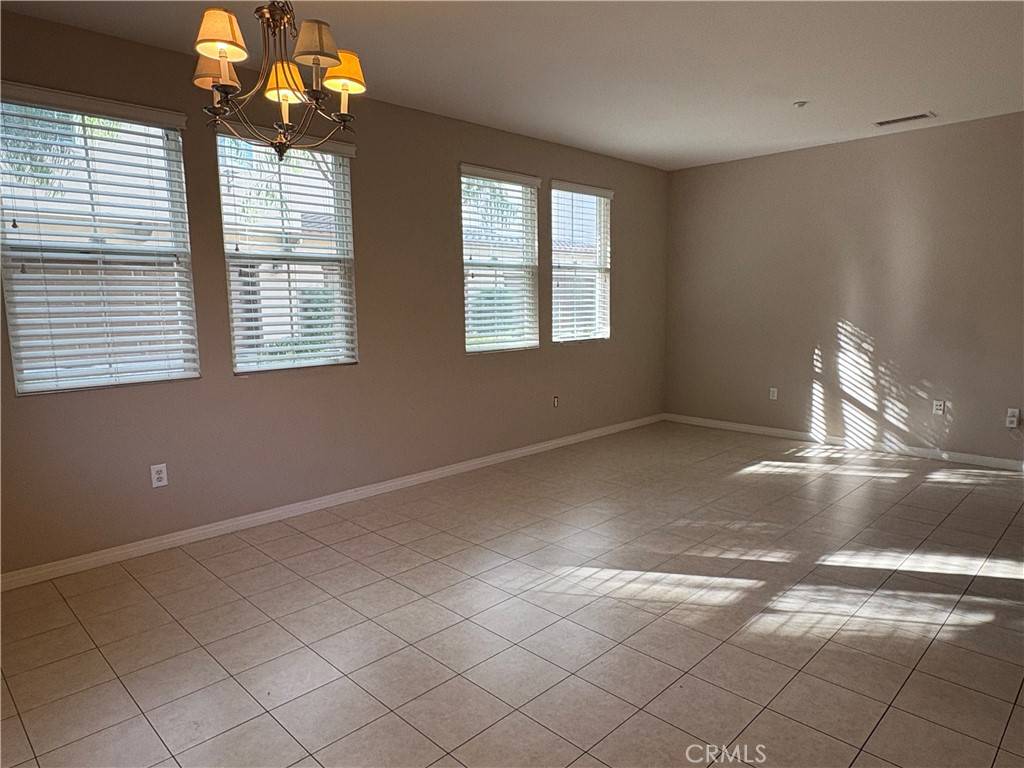 Aliso Viejo, CA 92656,100 Playa