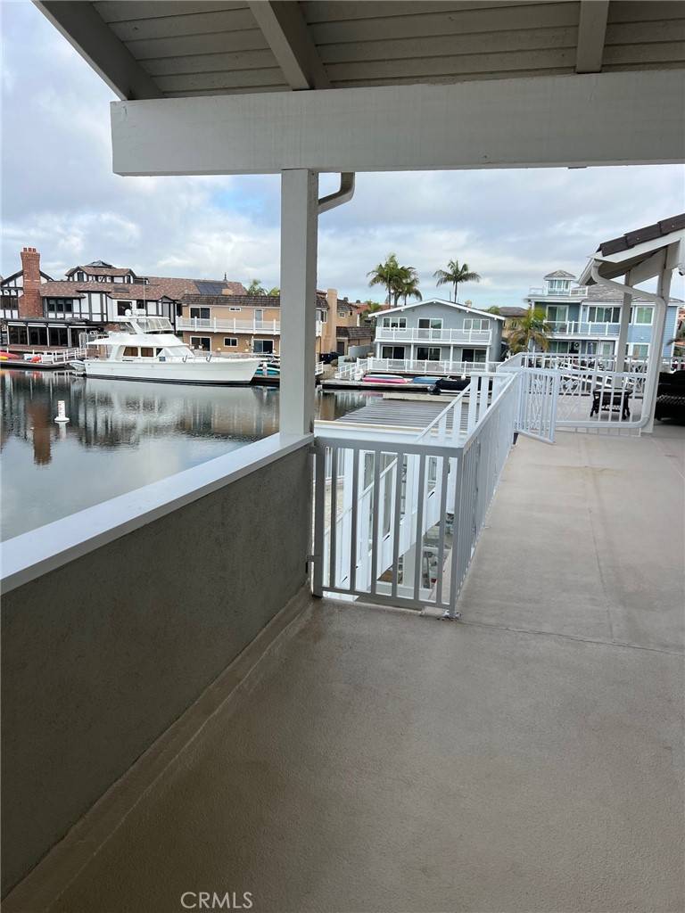 Huntington Beach, CA 92649,4051 Davenport DR