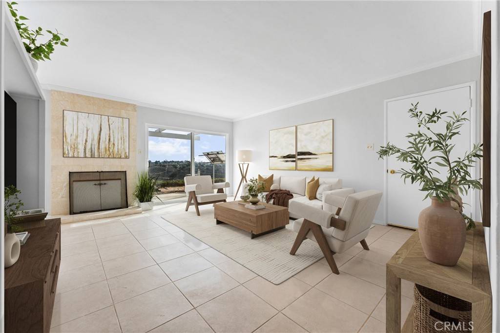 San Diego, CA 92110,2453 Cowley