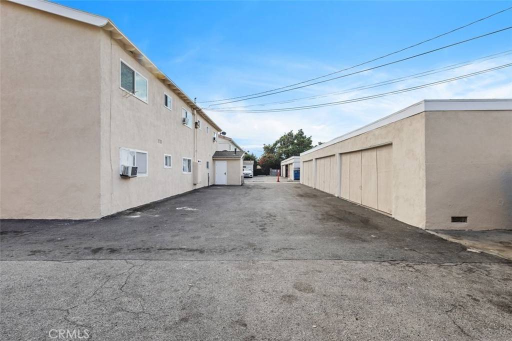 Anaheim, CA 92805,637 N Anna DR