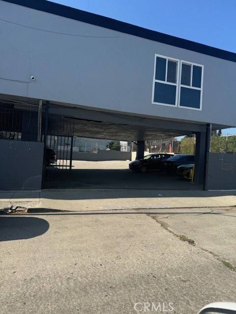 Los Angeles, CA 90023,2417 Whittier