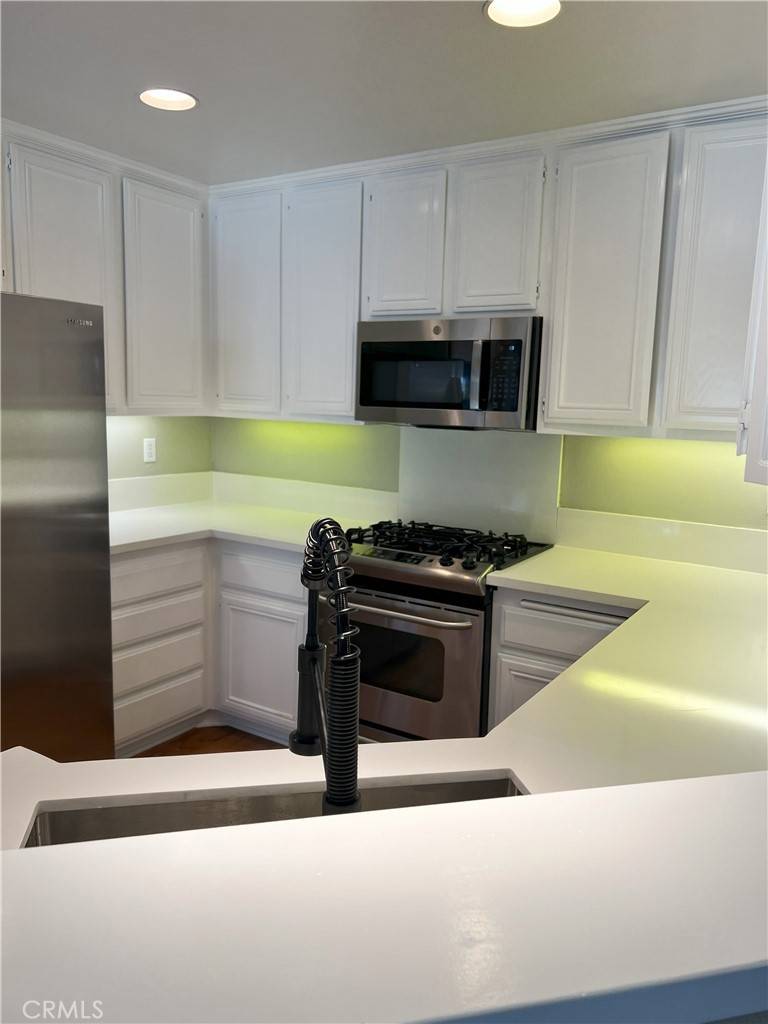 Rancho Santa Margarita, CA 92688,29 Morning Glory