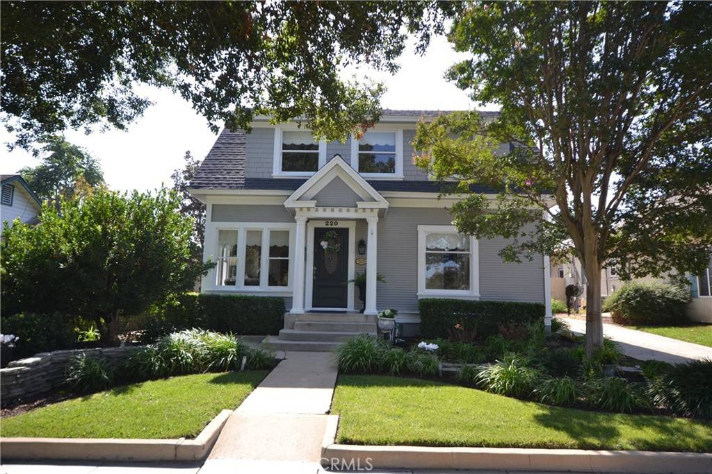 Corona, CA 92882,220 W Francis ST