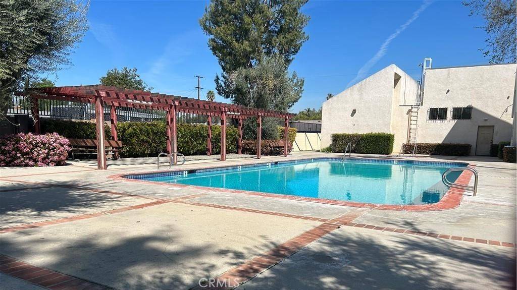 Reseda, CA 91335,7651 Reseda #12