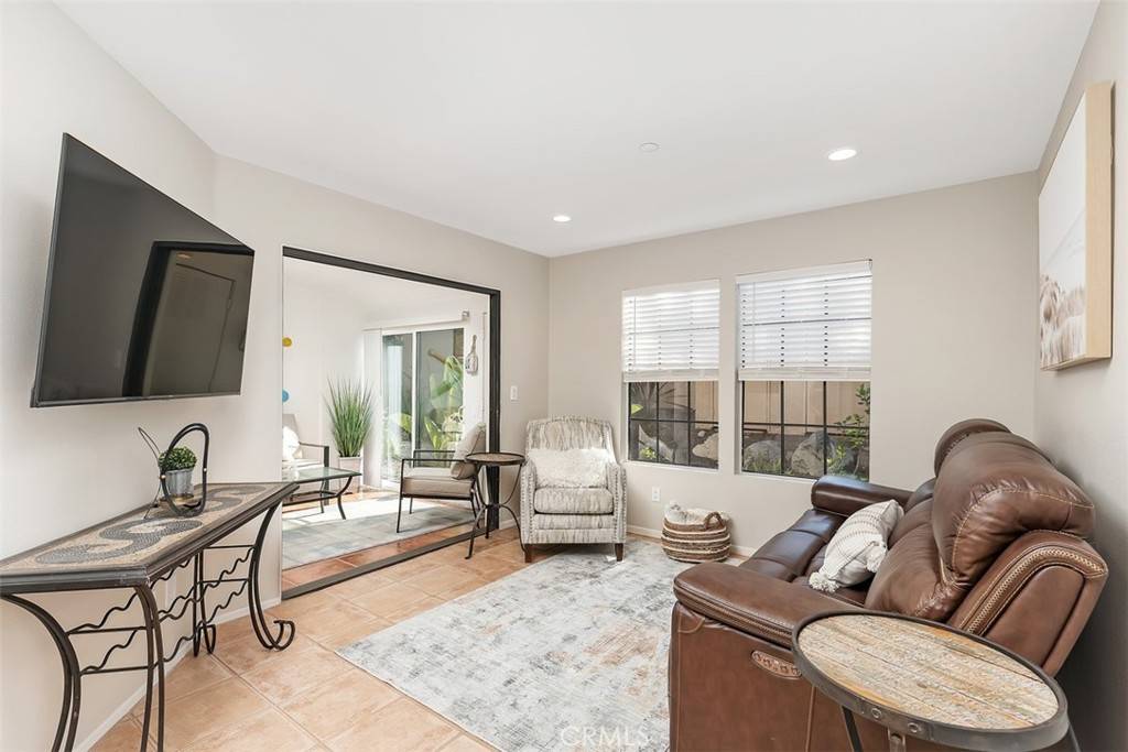 San Clemente, CA 92672,1046 Calle Del Cerro #403