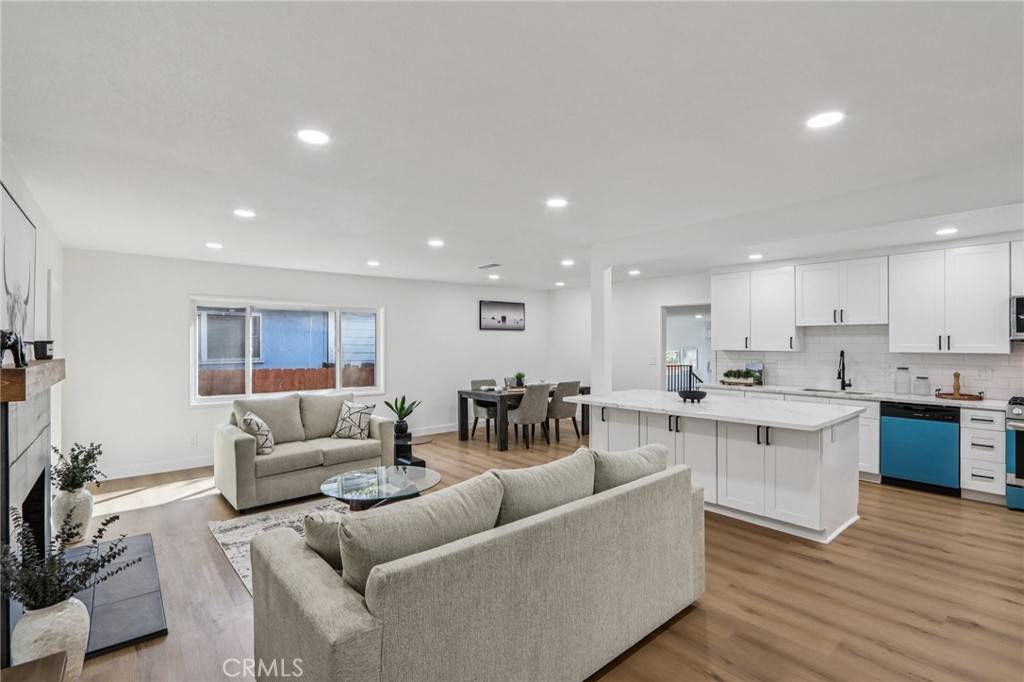 San Bernardino, CA 92404,1111 E 27th ST