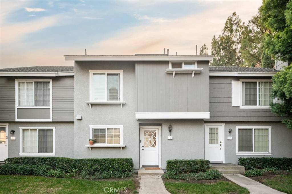 Irvine, CA 92614,5 Foxhollow