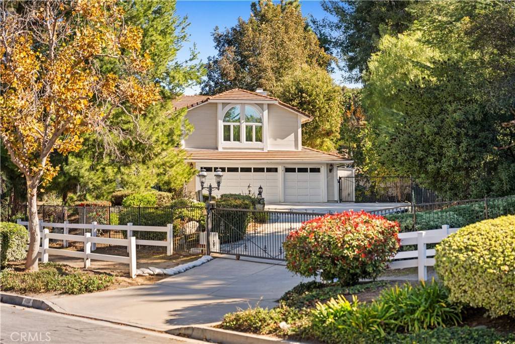 Yorba Linda, CA 92887,4800 Via Del Agua