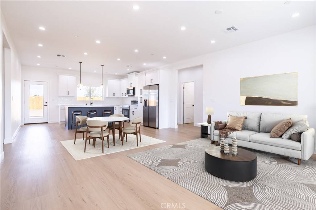 California City, CA 93505,8413 Viburnum AVE