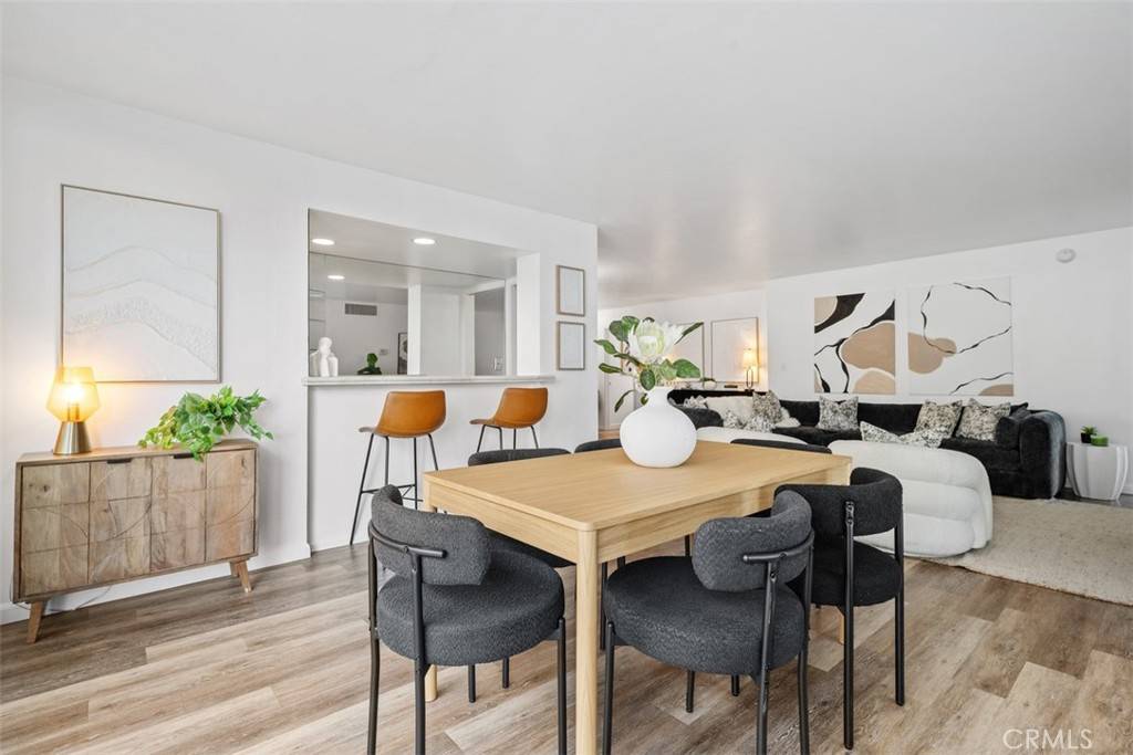 Beverly Hills, CA 90212,9950 Durant Dr. #406