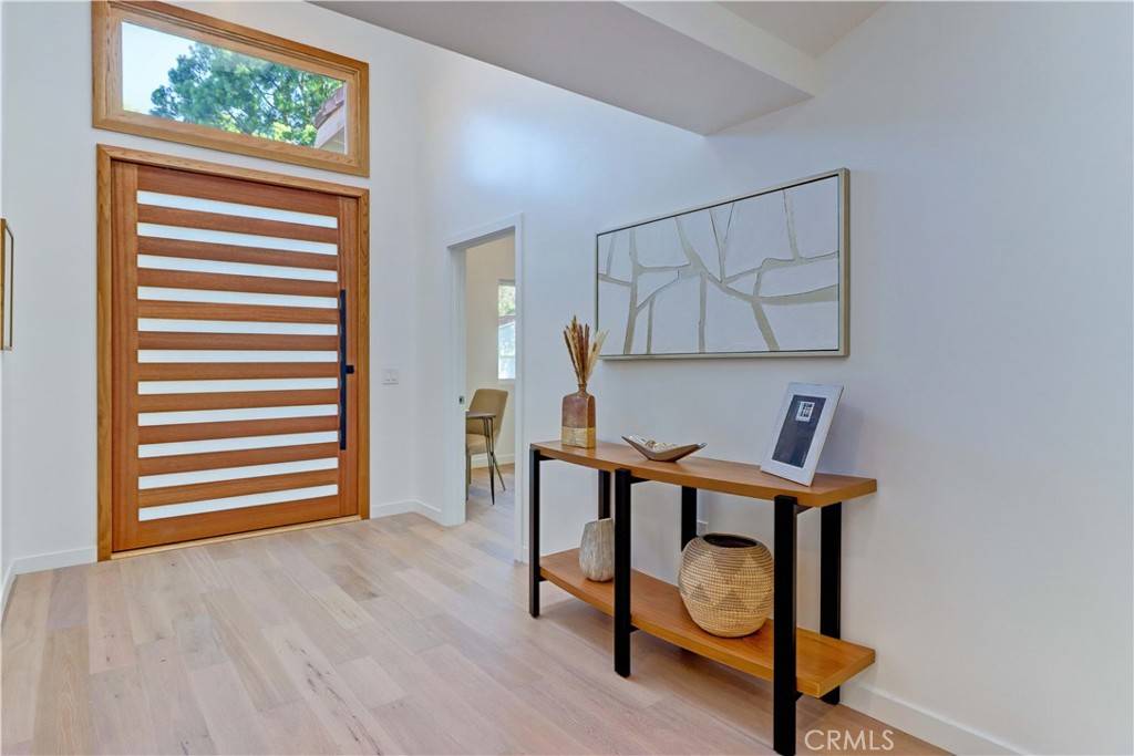 Laguna Woods, CA 92637,5311 Cantante