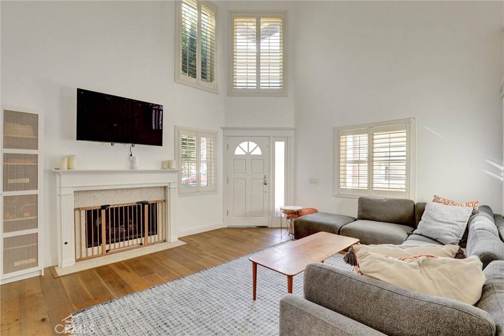 Costa Mesa, CA 92627,2134 Sabot