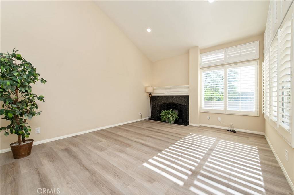 Irvine, CA 92612,335 Stanford CT