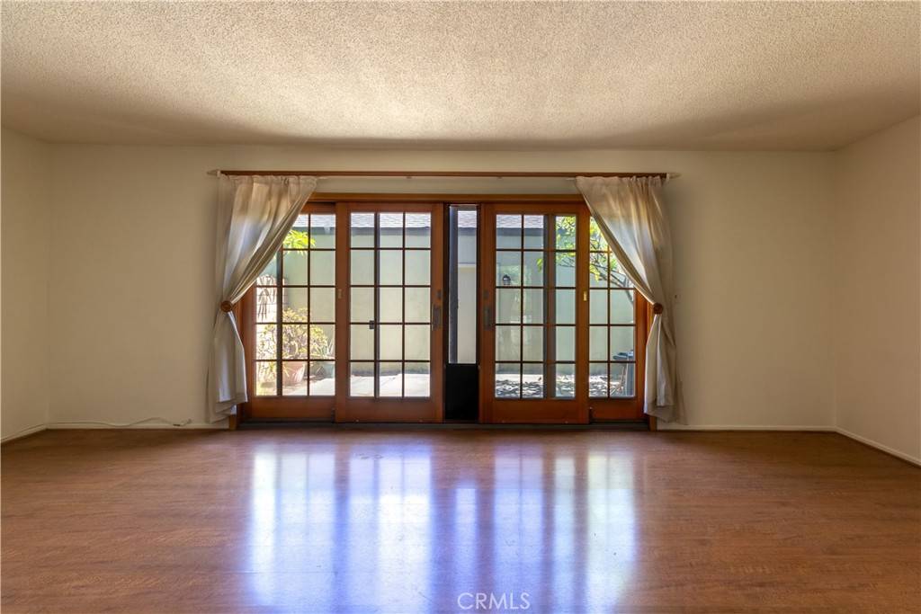 Buena Park, CA 90621,5588 Cajon AVE