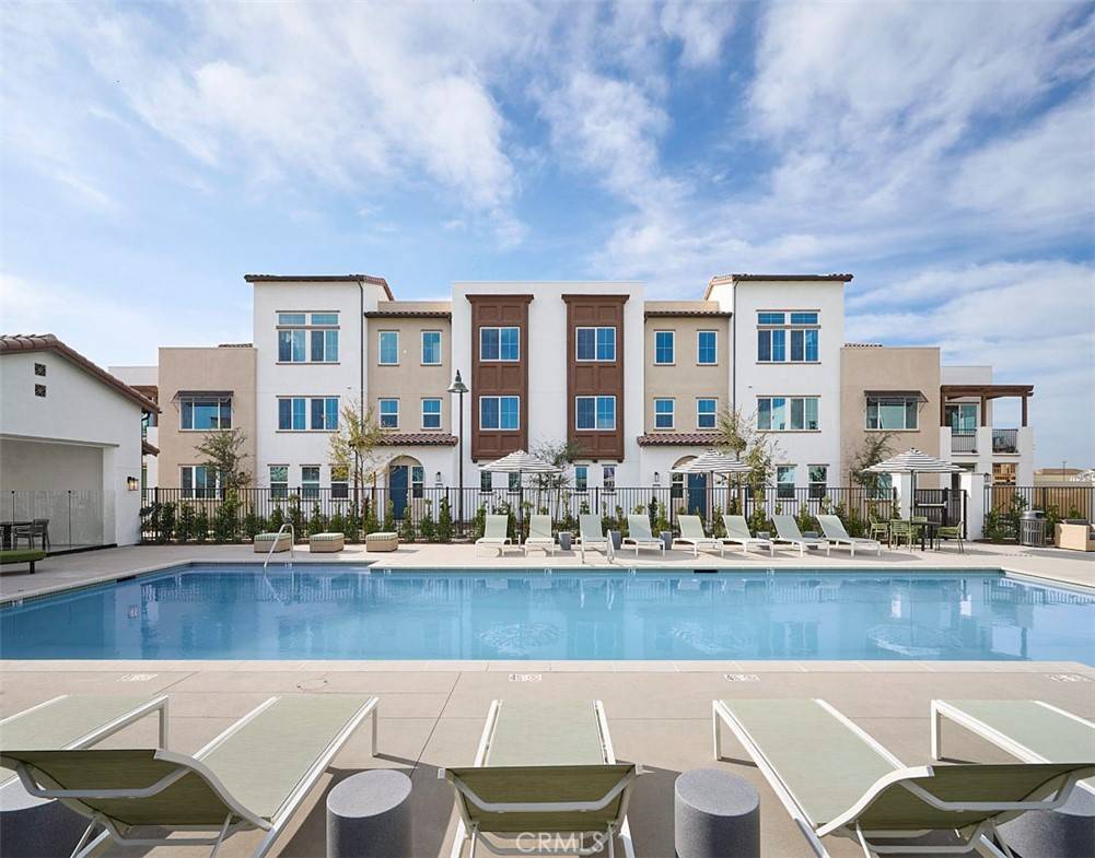 Chino, CA 91708,8471 Snapdragon LN