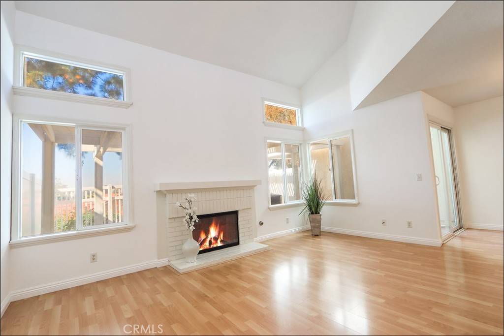 Lake Forest, CA 92630,21205 Serra Vista