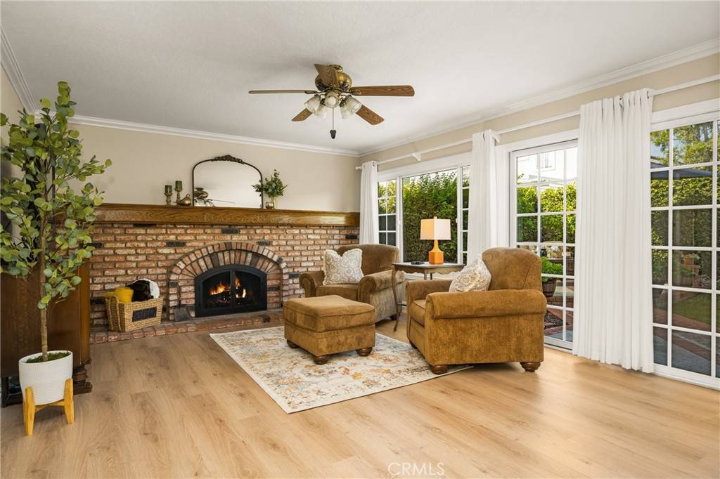 Irvine, CA 92614,7 Whispering Wind