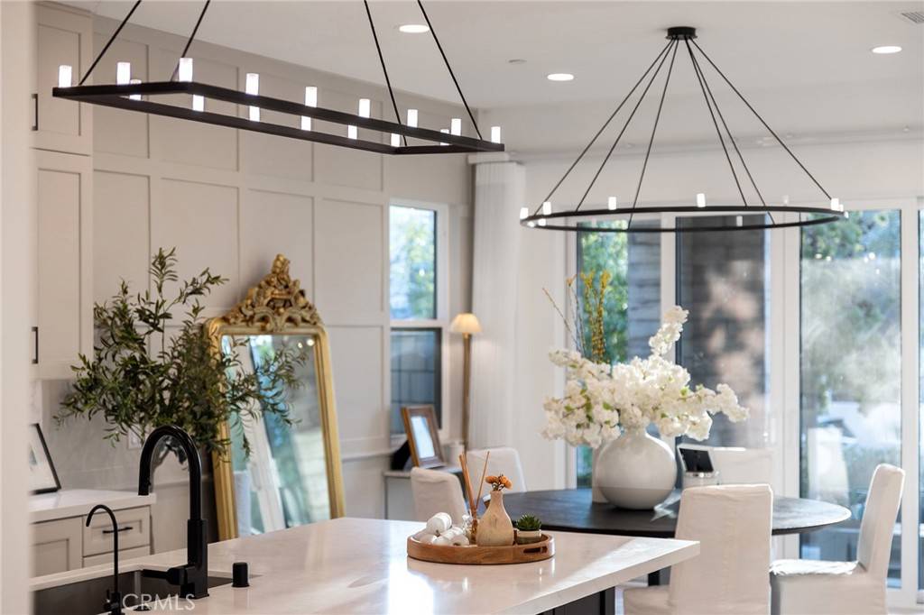 Irvine, CA 92618,134 Aspect