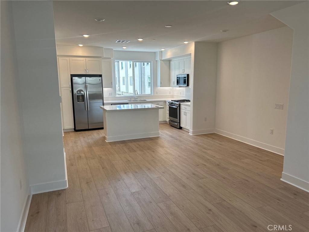 Anaheim, CA 92805,1860 S. Union #6