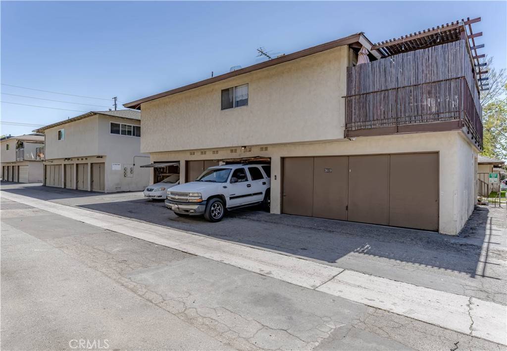 Santa Ana, CA 92704,2619 W Orion AVE