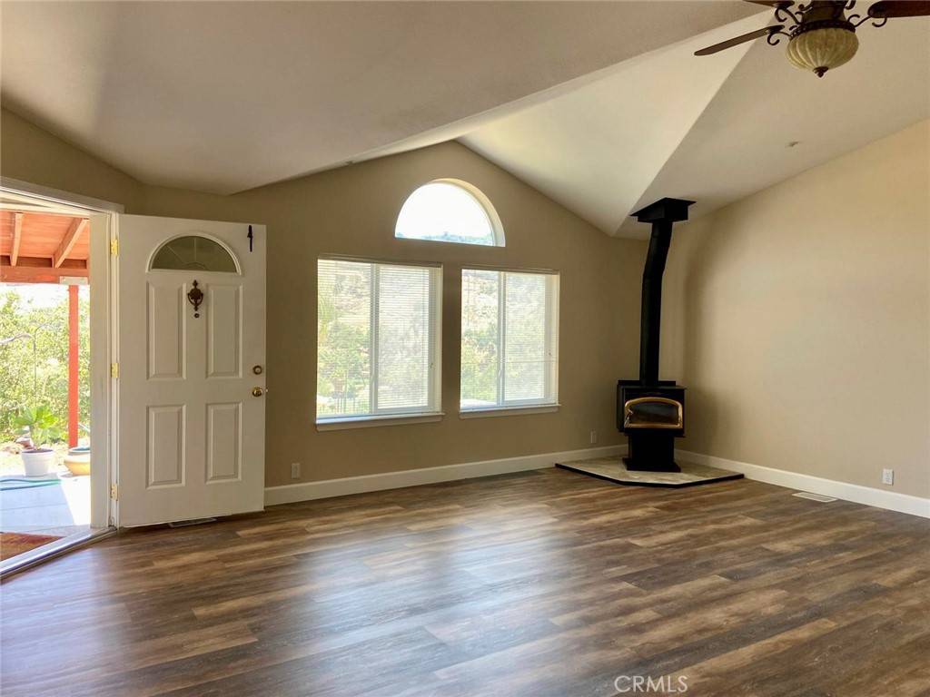 Fallbrook, CA 92028,2445 Helen