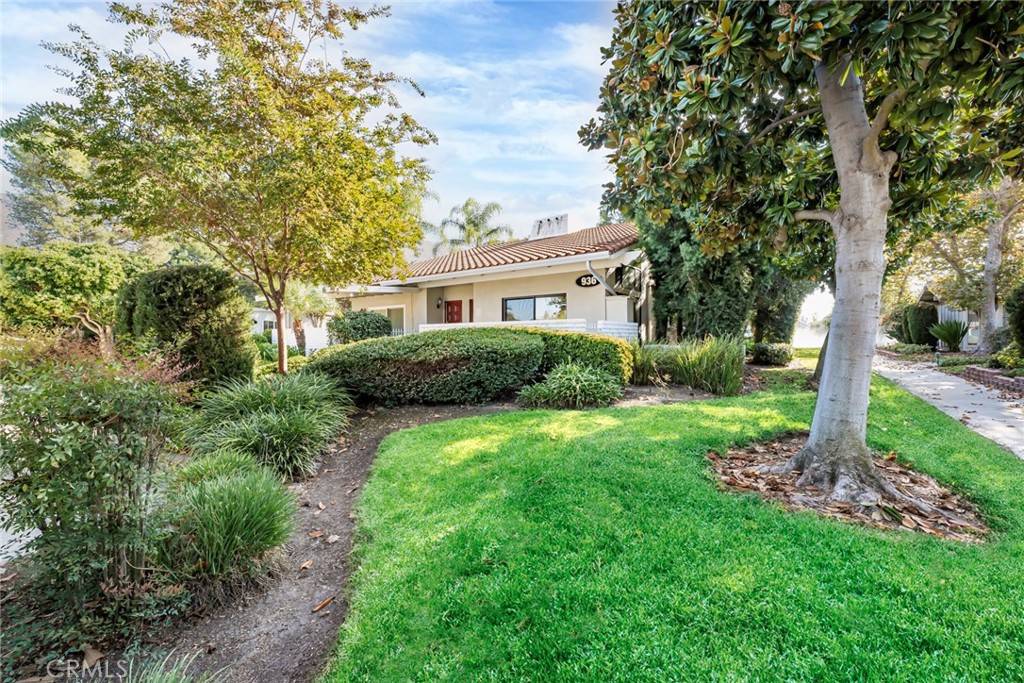 Laguna Woods, CA 92637,936 Avenida Majorca #B