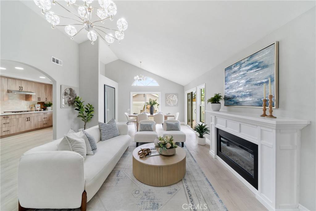 Mission Viejo, CA 92691,25981 Cordillera