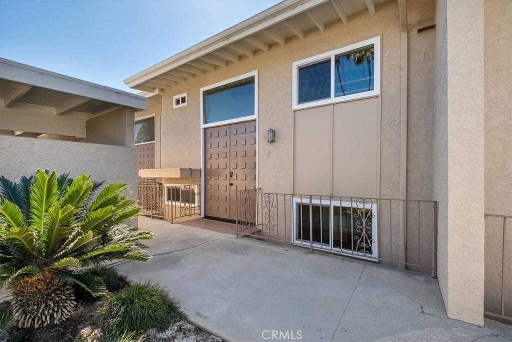 Newport Beach, CA 92660,745 Domingo