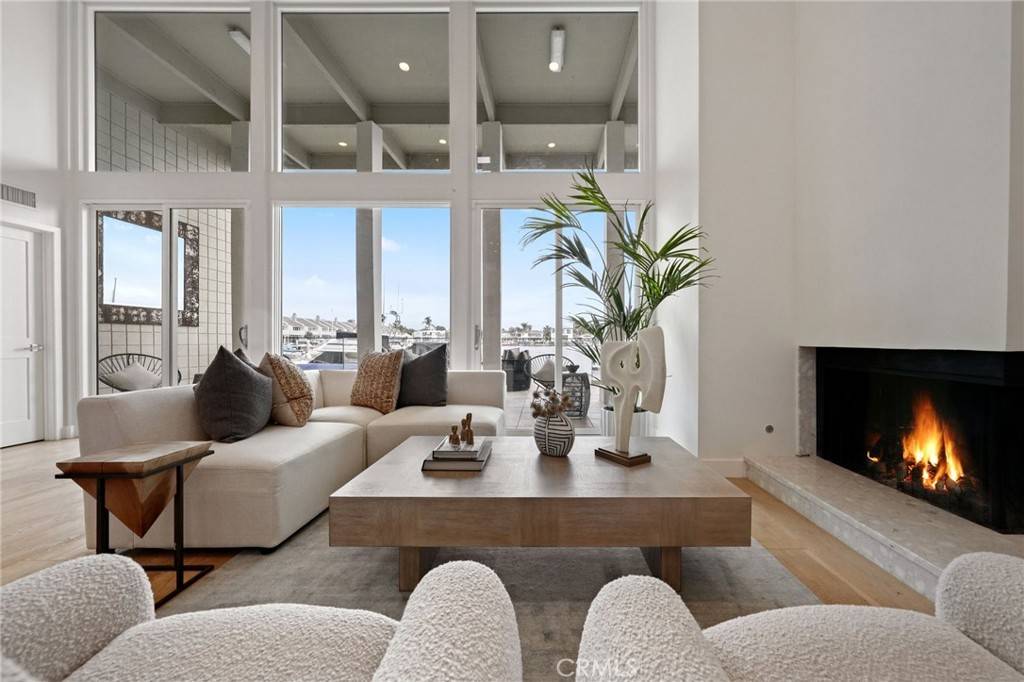 Huntington Beach, CA 92649,16449 Wimbledon LN