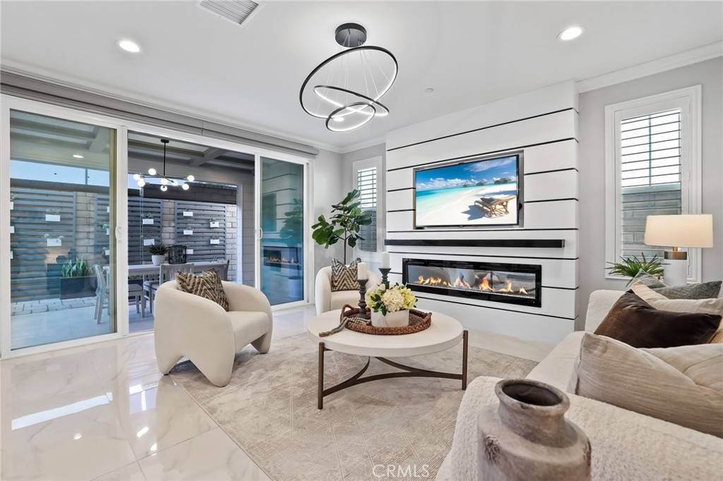 Placentia, CA 92870,1213 E Providence Loop