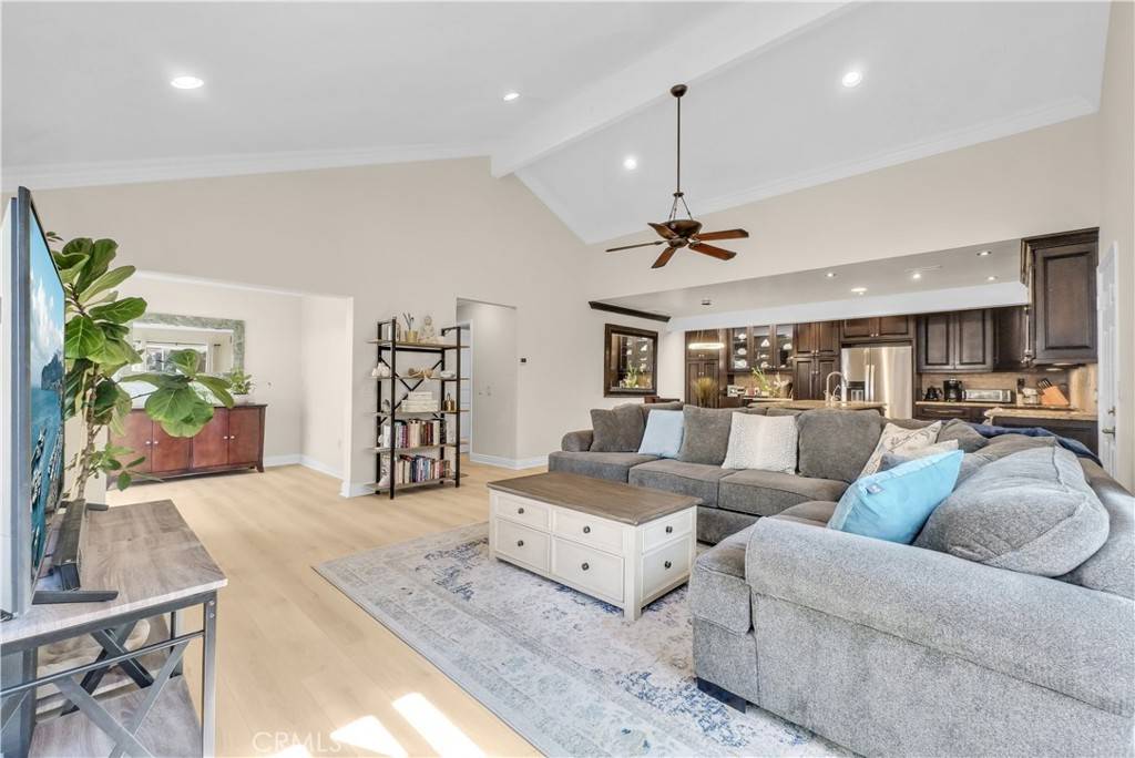 Mission Viejo, CA 92691,25934 Robin