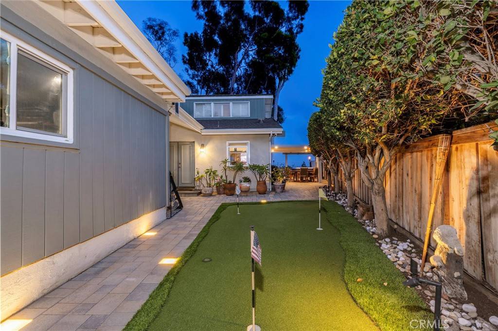 Huntington Beach, CA 92646,18446 Gina LN