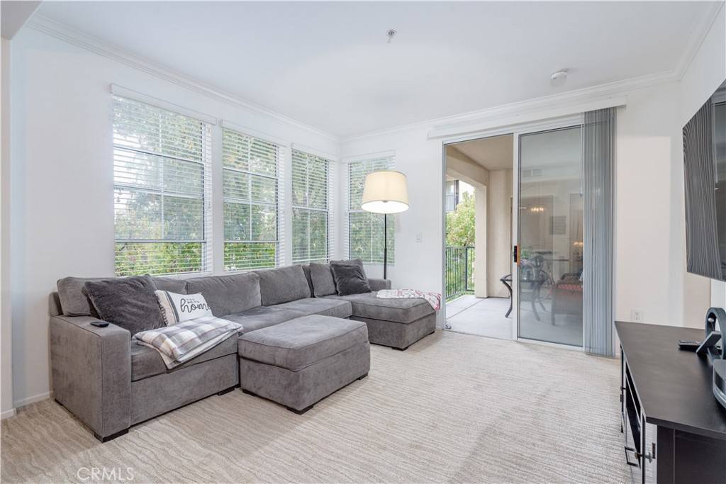 Irvine, CA 92612,2337 Watermarke