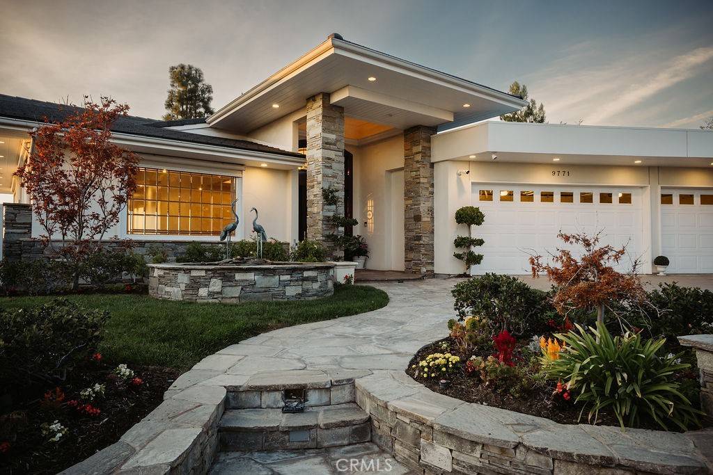 Villa Park, CA 92861,9771 Daron DR