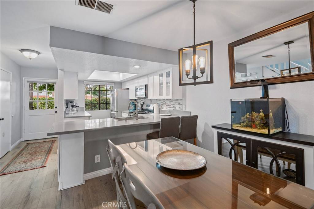 Fullerton, CA 92831,2220 E Chapman #5