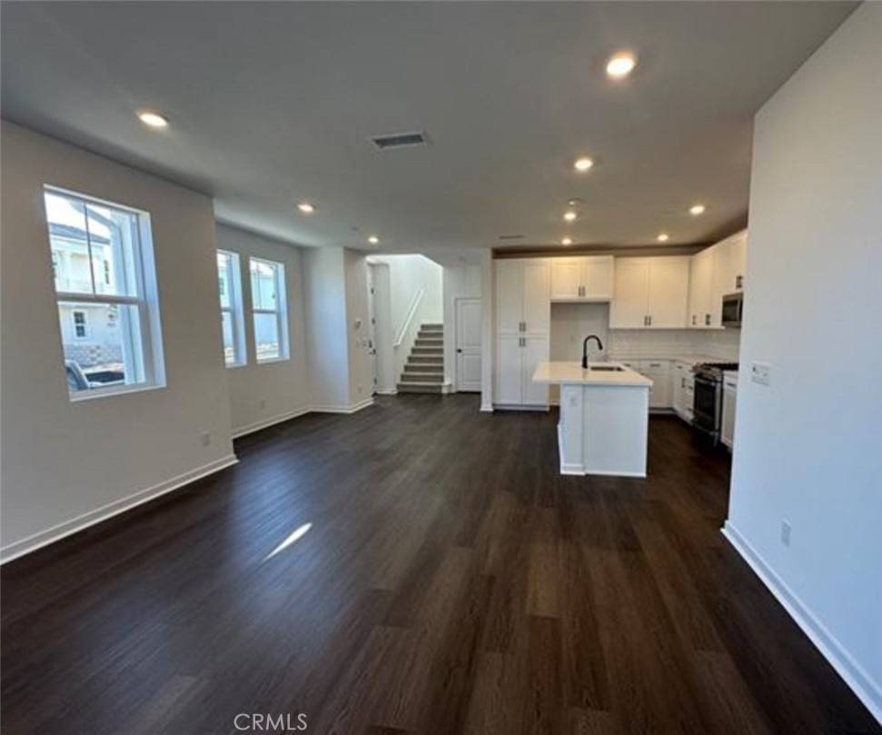 Corona, CA 92883,4088 shada